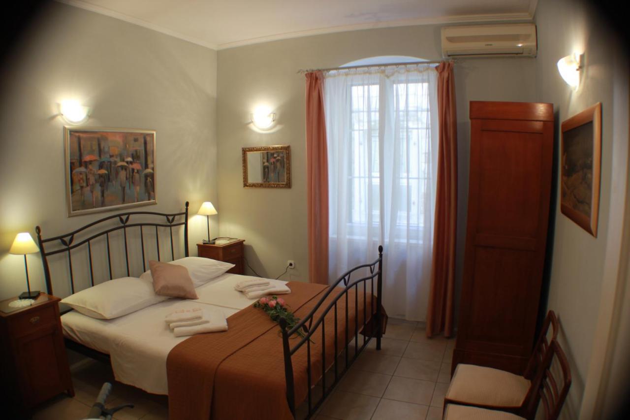 Adagio Theatre Apartment Сплит Екстериор снимка