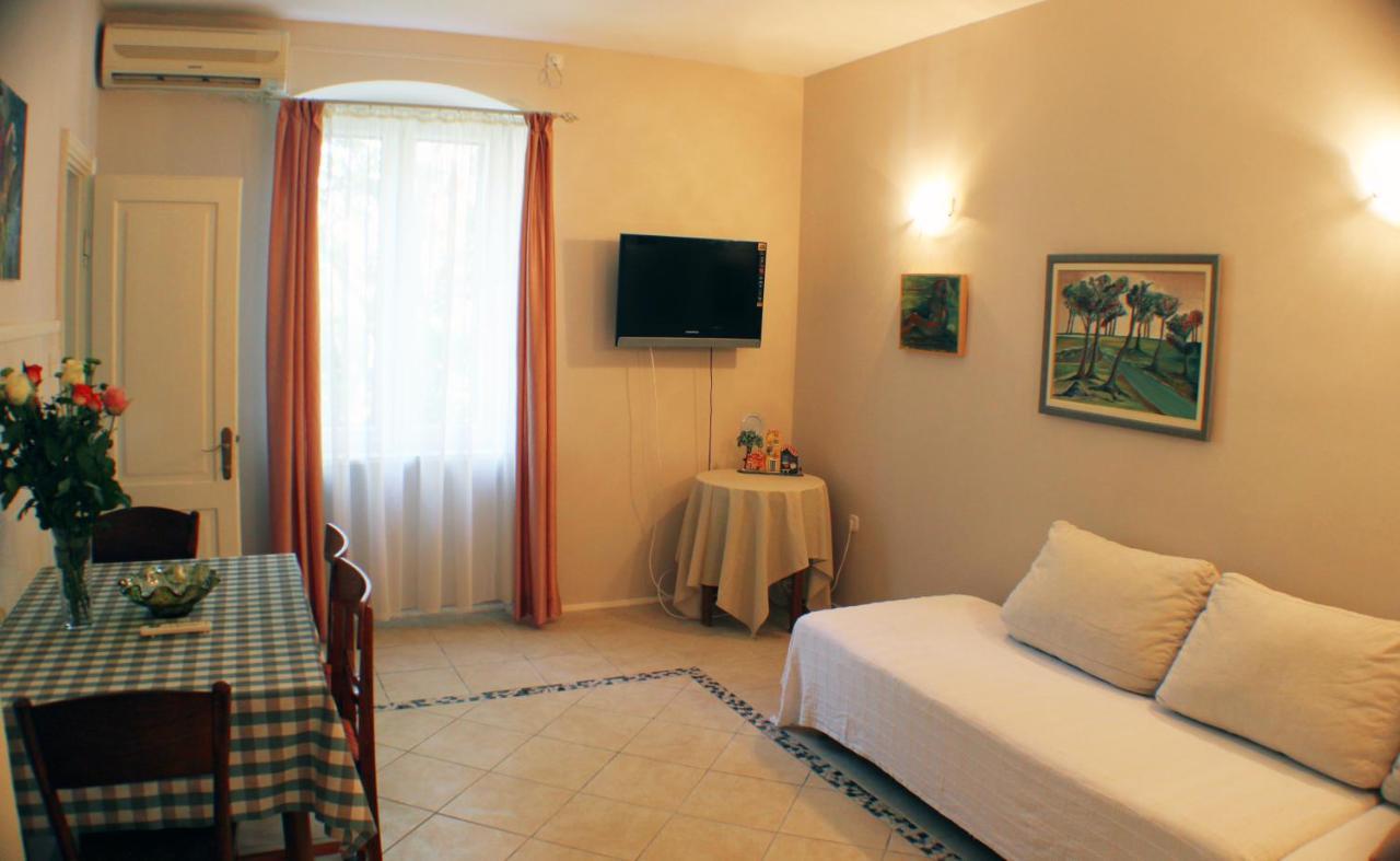 Adagio Theatre Apartment Сплит Екстериор снимка
