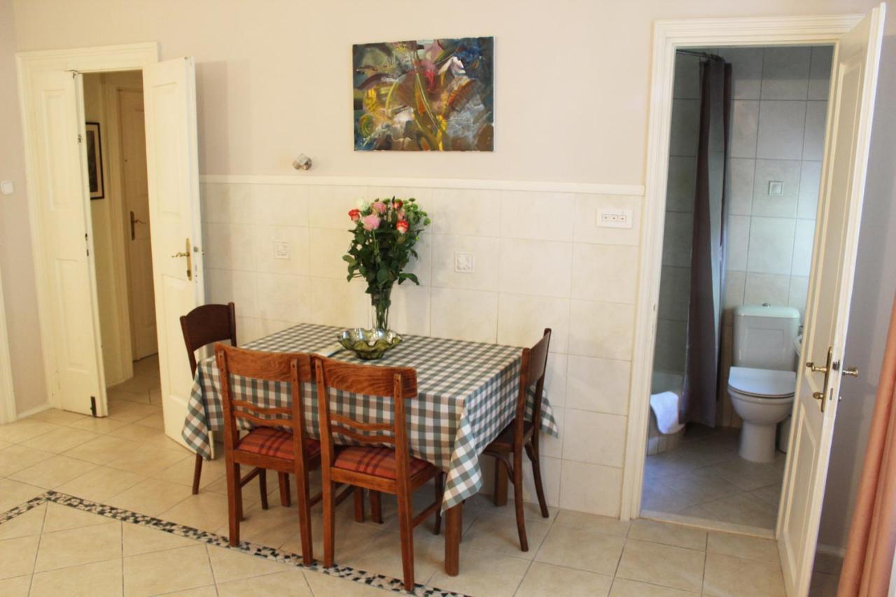 Adagio Theatre Apartment Сплит Екстериор снимка