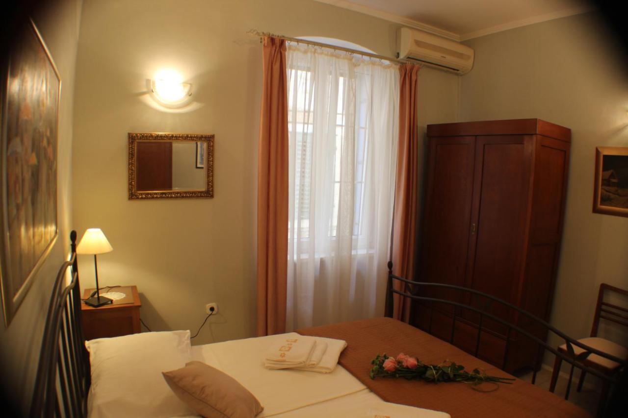 Adagio Theatre Apartment Сплит Екстериор снимка