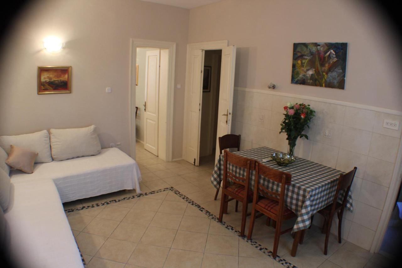 Adagio Theatre Apartment Сплит Екстериор снимка