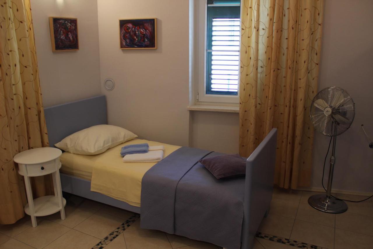 Adagio Theatre Apartment Сплит Екстериор снимка